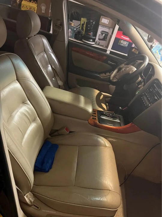 2003 Lexus GS 2nd Gen - Image 10 of 12