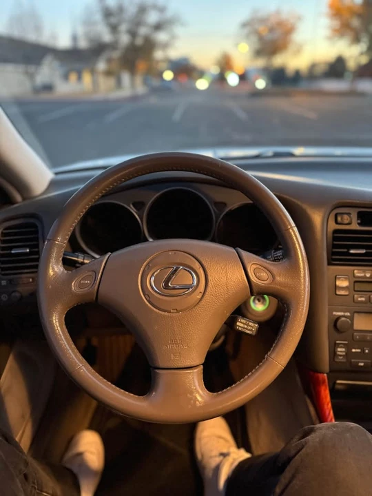 2003 Lexus GS 2nd Gen - Image 6 of 20