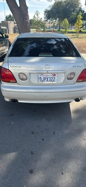 2003 Lexus GS 2nd Gen - Image 10 of 11