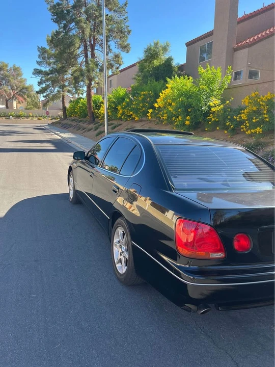 2003 Lexus GS 2nd Gen - Image 2 of 12