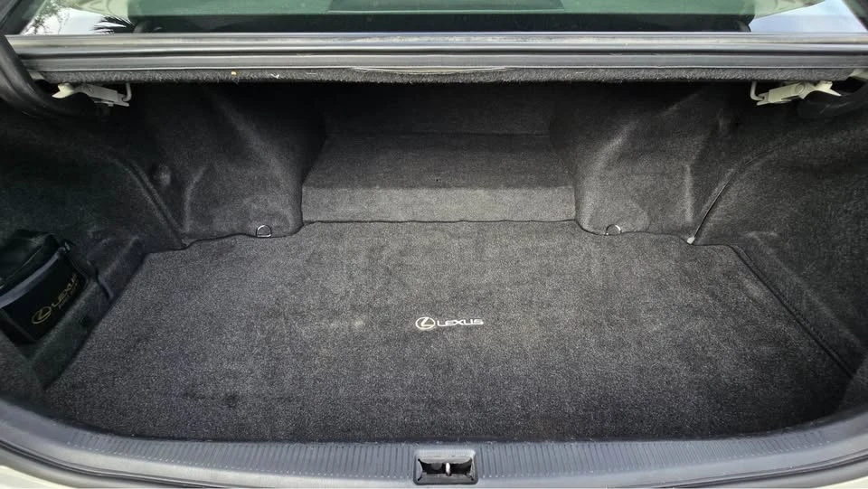 2003 Lexus GS 2nd Gen - Image 15 of 19