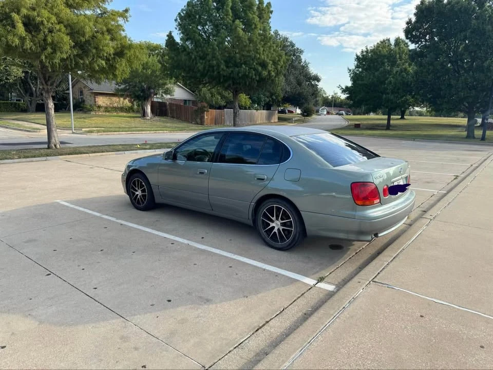 2003 Lexus GS 2nd Gen - Image 2 of 7
