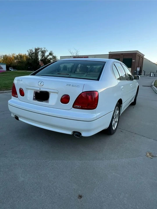 2003 Lexus GS 2nd Gen - Image 5 of 8