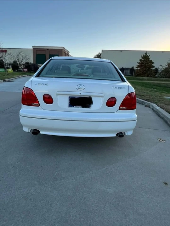 2003 Lexus GS 2nd Gen - Image 4 of 8