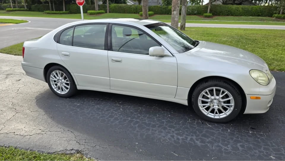 2003 Lexus GS 2nd Gen - Image 3 of 19