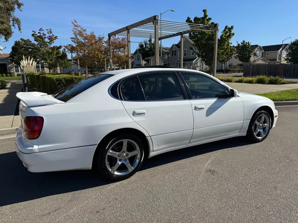 2003 Lexus GS 2nd Gen - Image 3 of 10