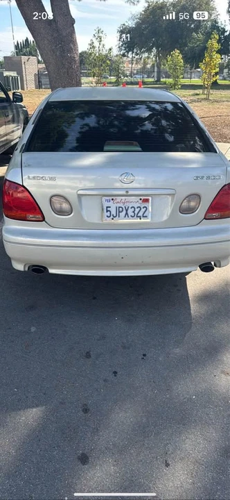 2003 Lexus GS 2nd Gen - Image 2 of 12