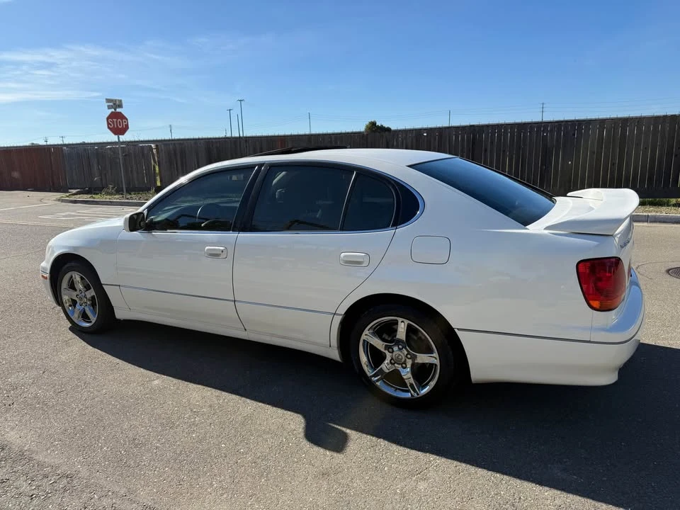 2003 Lexus GS 2nd Gen - Image 4 of 10