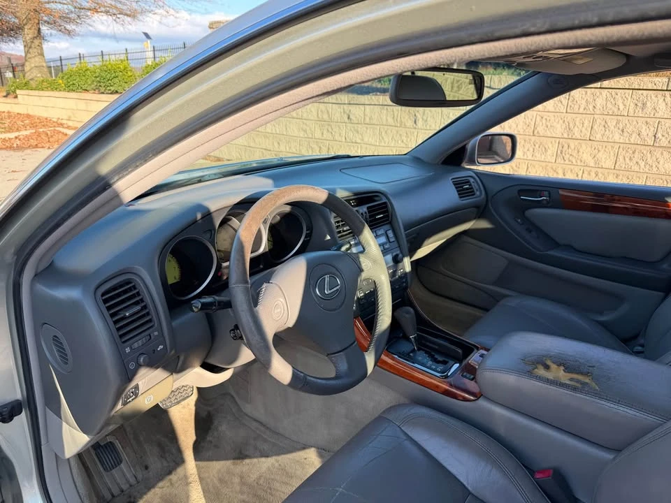 2003 Lexus GS 2nd Gen - Image 12 of 18