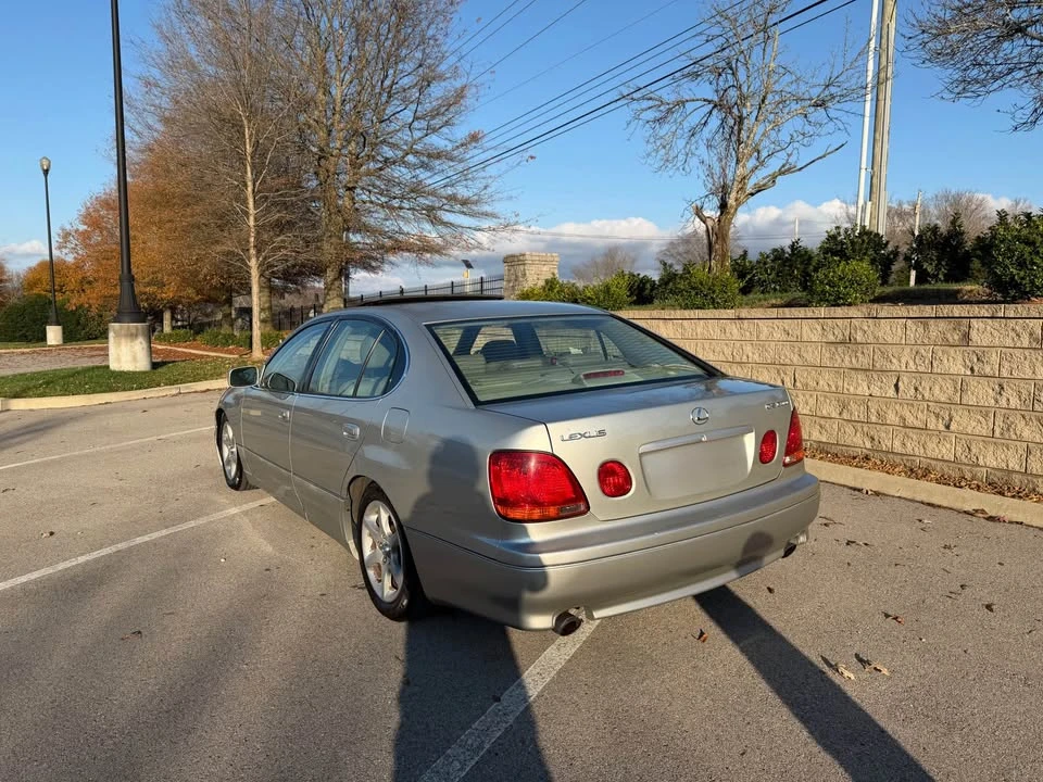 2003 Lexus GS 2nd Gen - Image 10 of 18