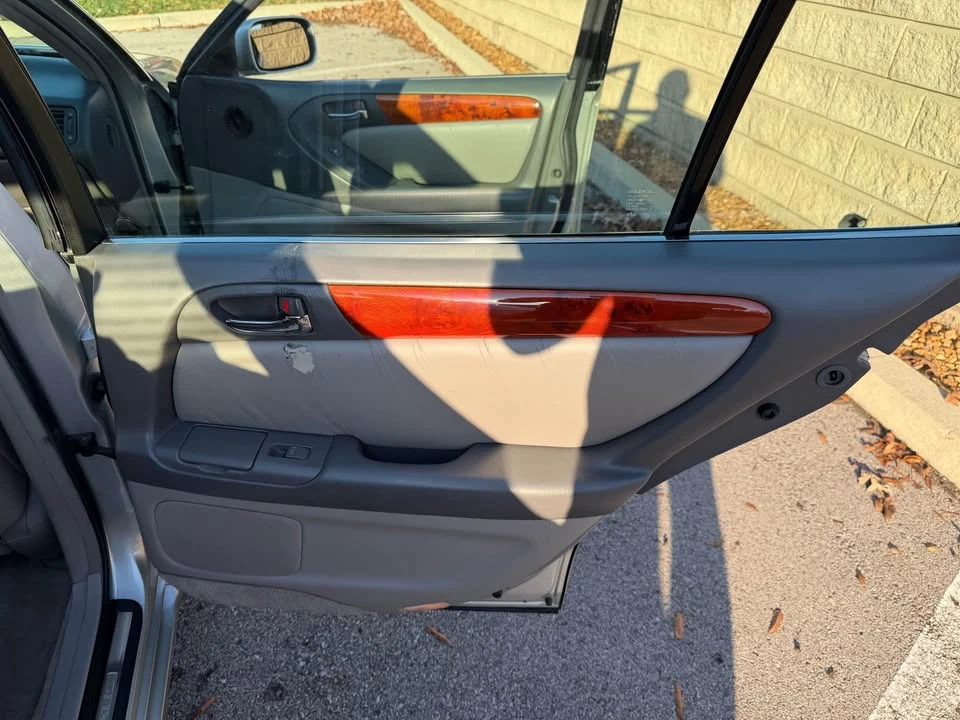 2003 Lexus GS 2nd Gen - Image 16 of 18