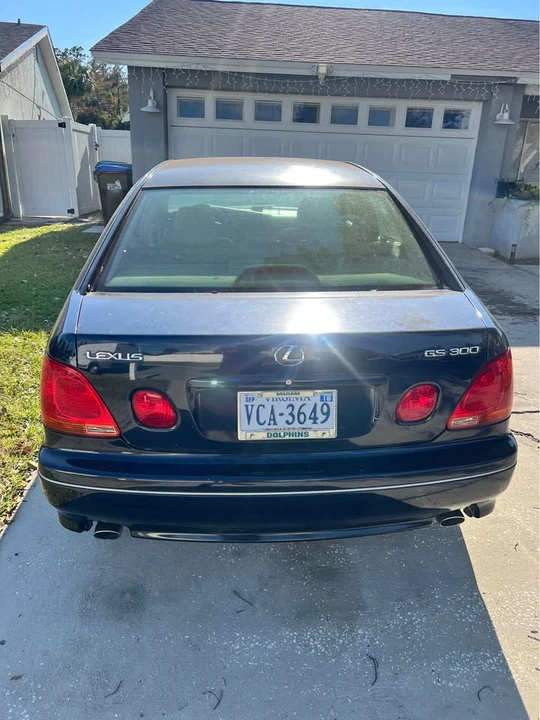 2003 Lexus GS 2nd Gen - Image 2 of 10