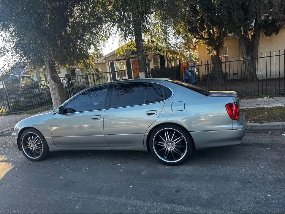 2003 Lexus GS 2nd Gen - Image 2 of 7