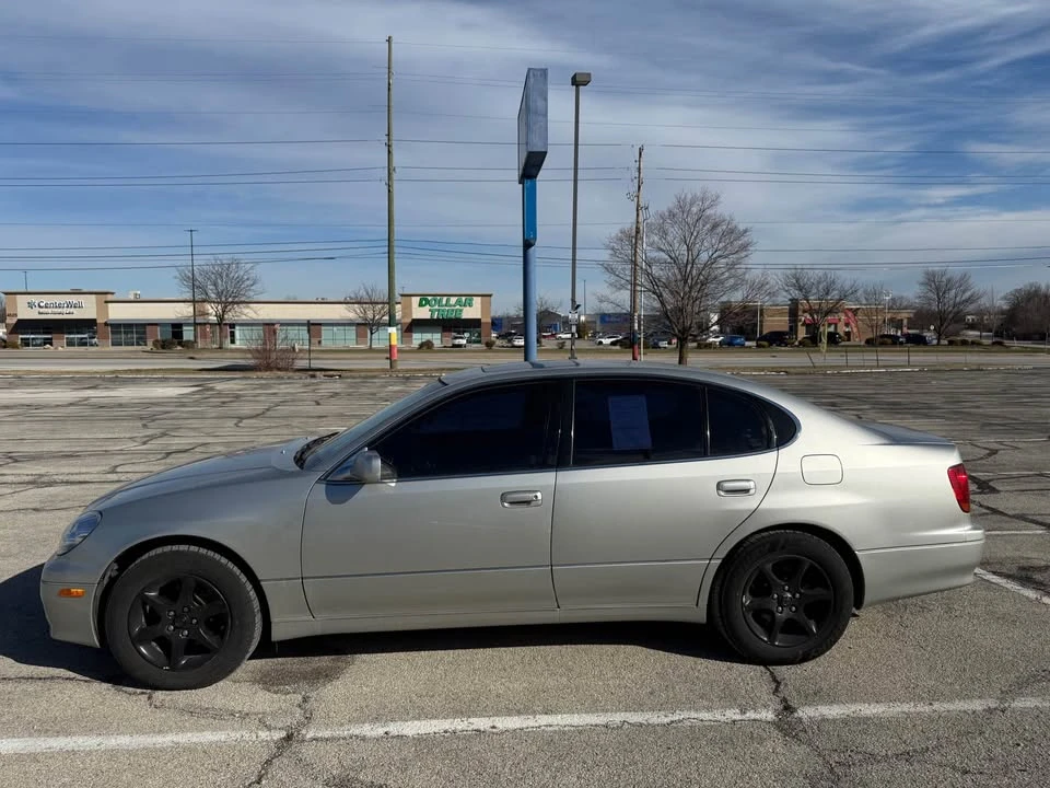 2003 Lexus GS 2nd Gen - Image 3 of 12