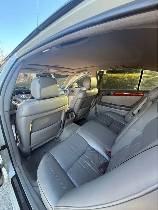 2003 Lexus GS 2nd Gen - Image 11 of 16