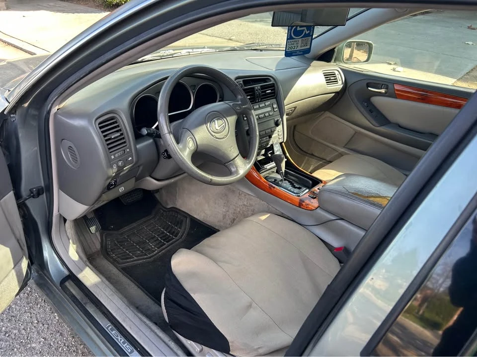 2003 Lexus GS 2nd Gen - Image 3 of 5