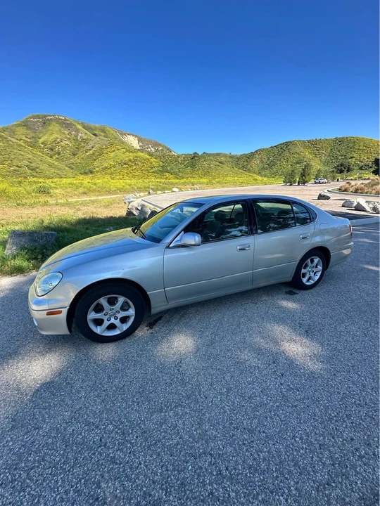 2003 Lexus GS 2nd Gen - Image 12 of 17