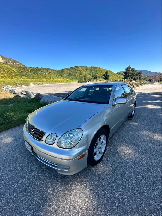 2003 Lexus GS 2nd Gen - Image 2 of 17