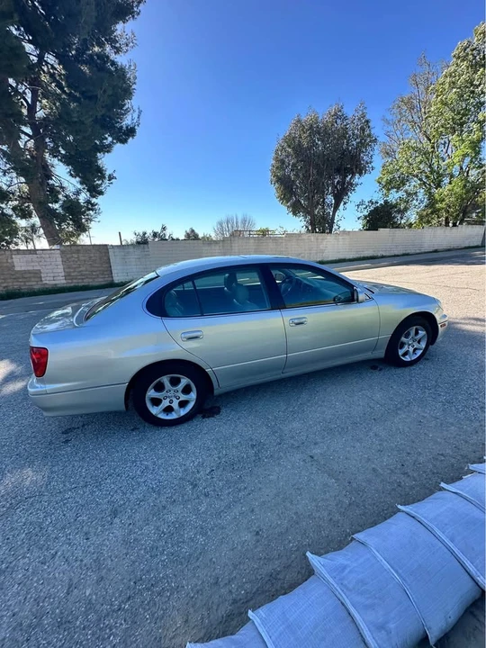 2003 Lexus GS 2nd Gen - Image 3 of 17