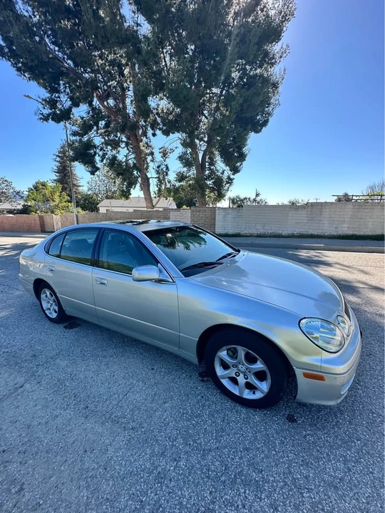 2003 Lexus GS 2nd Gen - Image 11 of 17