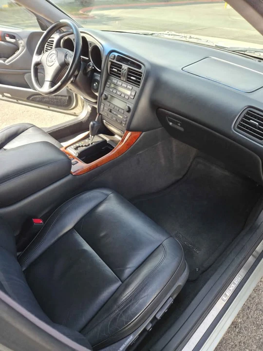 2003 Lexus GS 2nd Gen - Image 5 of 10