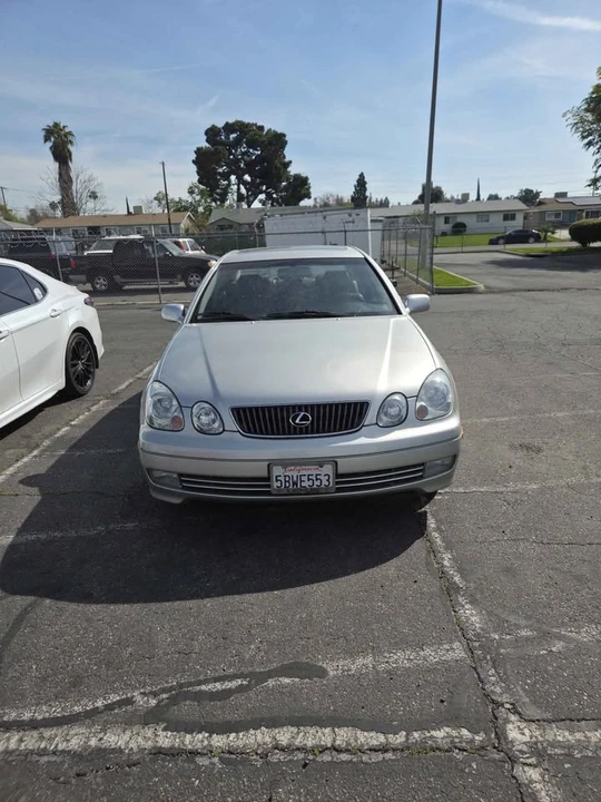 2003 Lexus GS 2nd Gen - Image 4 of 10