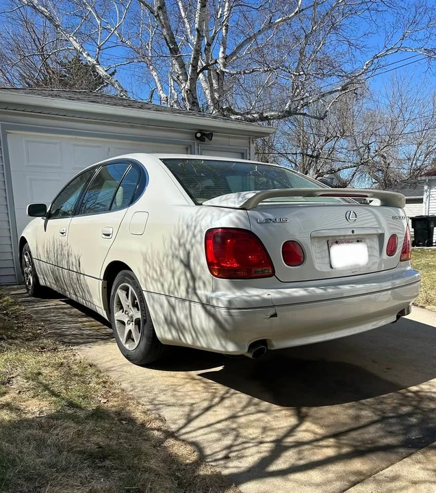 2003 Lexus GS 2nd Gen - Image 3 of 19