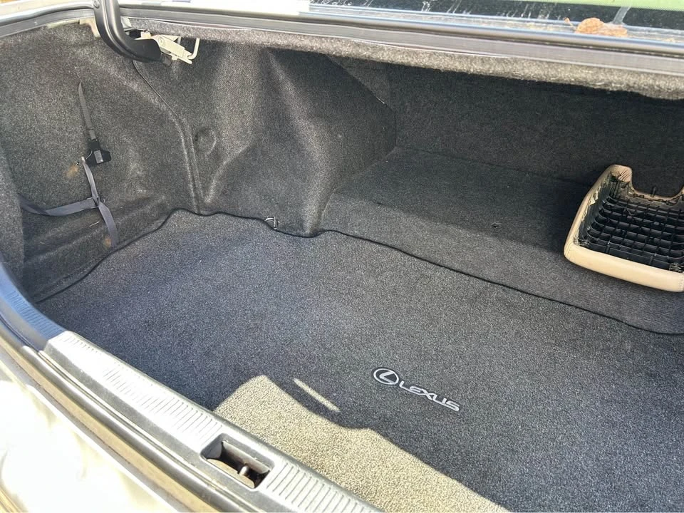 2003 Lexus GS 2nd Gen - Image 14 of 19