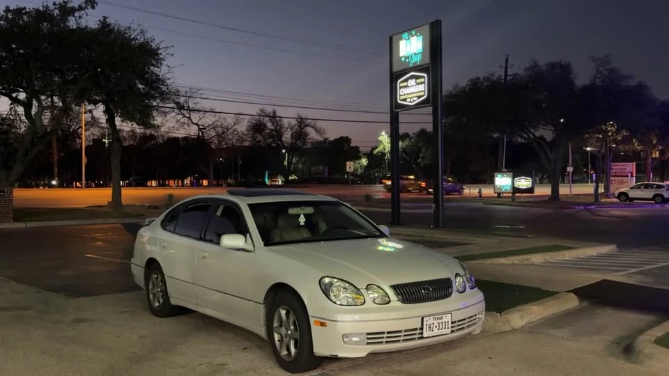 2003 Lexus GS 2nd Gen - Image 3 of 5