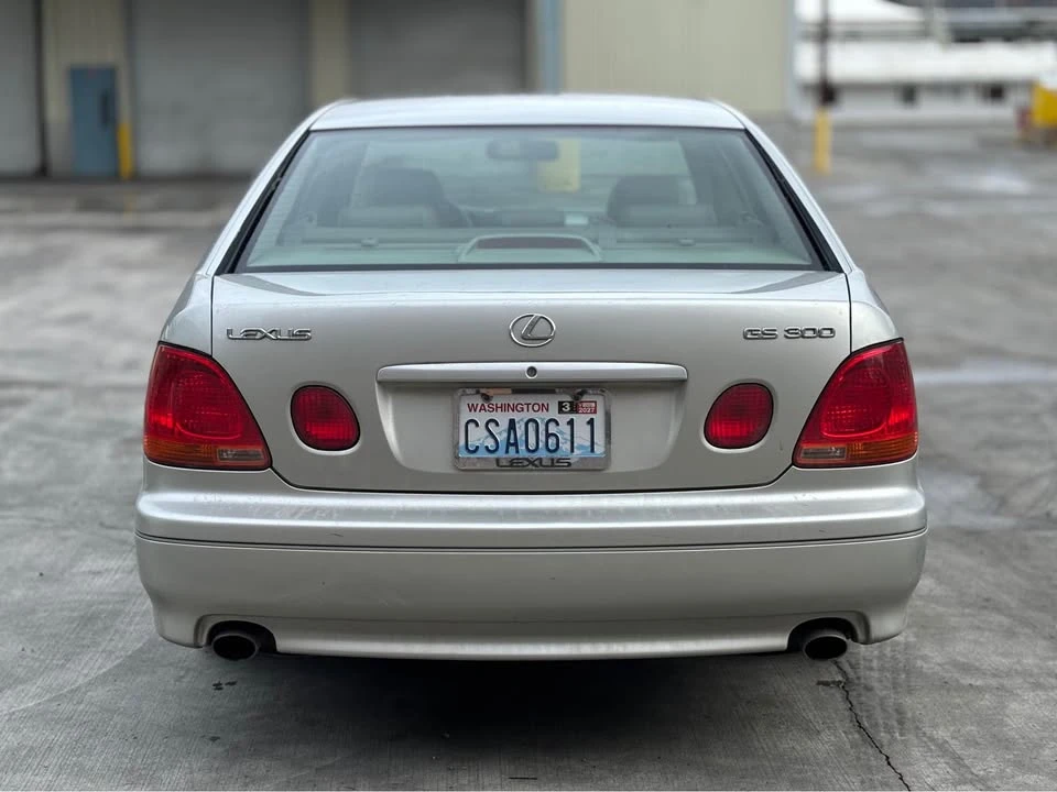 2003 Lexus GS 2nd Gen - Image 5 of 14