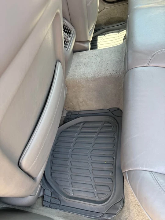 2003 Lexus GS 2nd Gen - Image 19 of 20