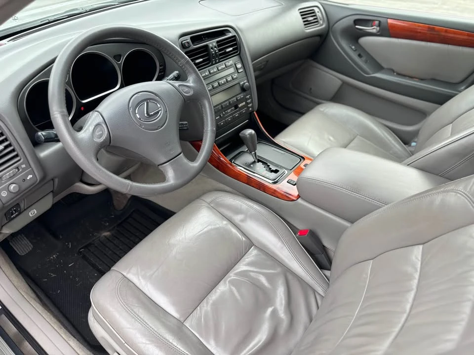 2003 Lexus GS 2nd Gen - Image 9 of 13