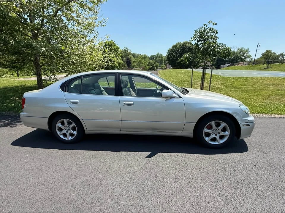 2003 Lexus GS 2nd Gen - Image 3 of 20