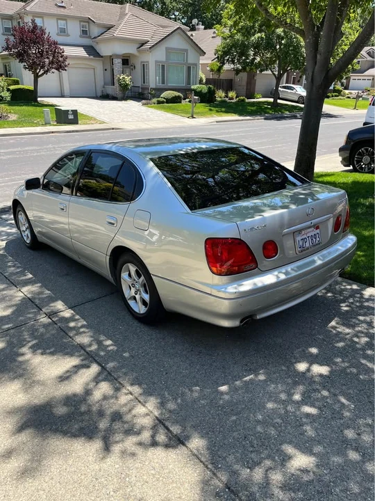 2003 Lexus GS 2nd Gen - Image 4 of 9