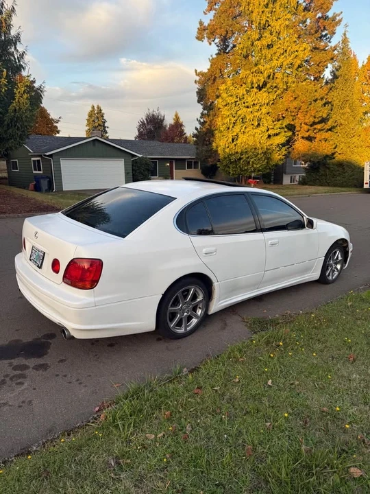 2003 Lexus GS 2nd Gen - Image 4 of 9