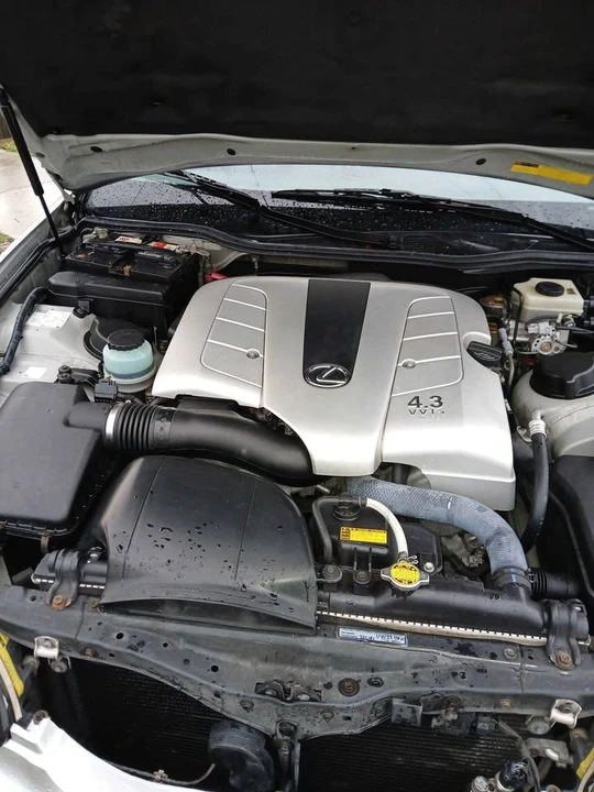 2003 Lexus GS 2nd Gen - Image 2 of 10