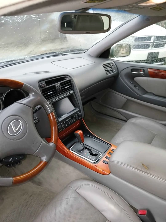 2003 Lexus GS 2nd Gen - Image 6 of 10