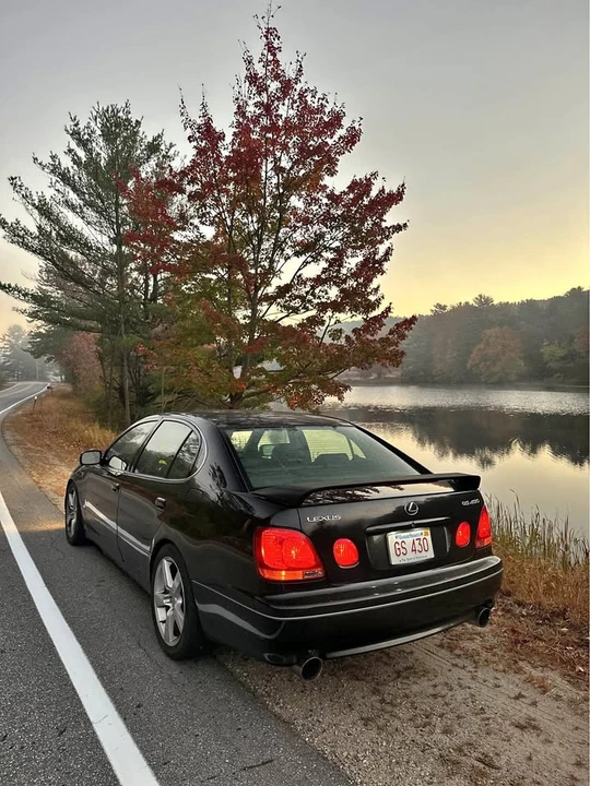 2003 Lexus GS 2nd Gen - Image 2 of 11