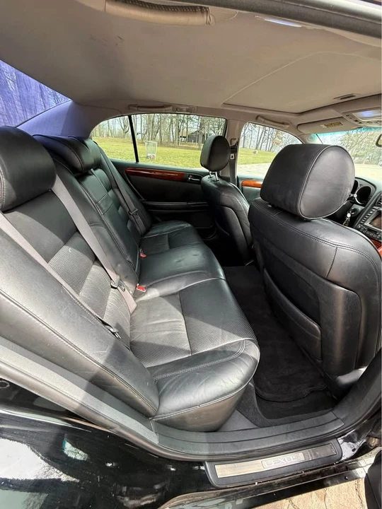 2003 Lexus GS 2nd Gen - Image 12 of 20