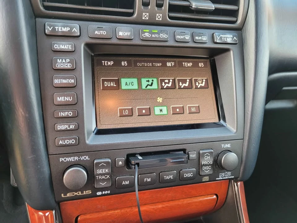 2003 Lexus GS 2nd Gen - Image 10 of 12