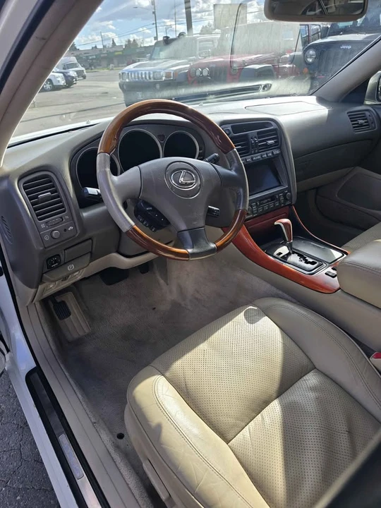 2003 Lexus GS 2nd Gen - Image 9 of 17