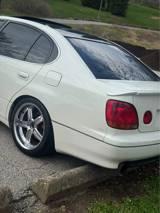 2003 Lexus GS 2nd Gen - Image 3 of 11