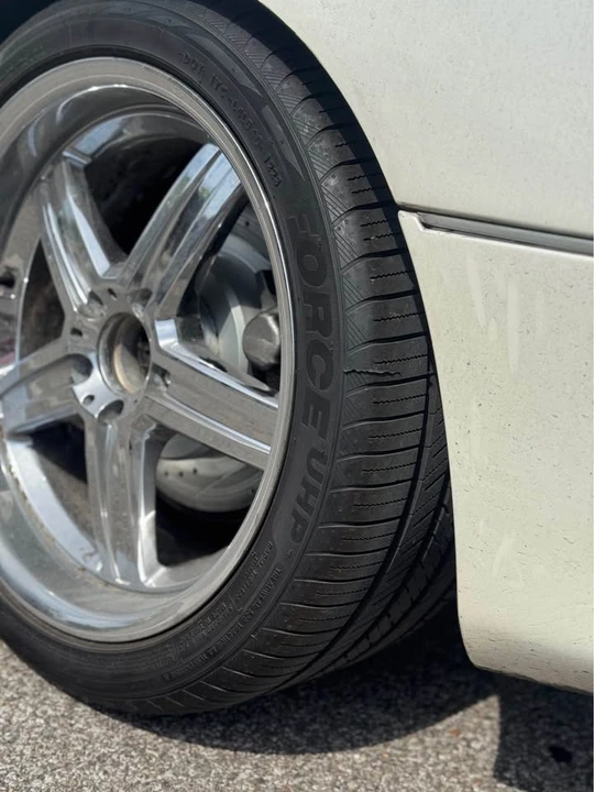 2003 Lexus GS 2nd Gen - Image 12 of 16