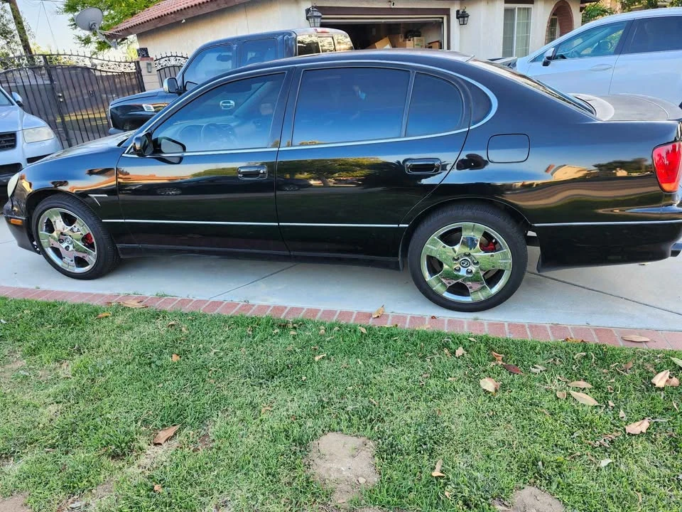 2003 Lexus GS 2nd Gen - Image 4 of 4