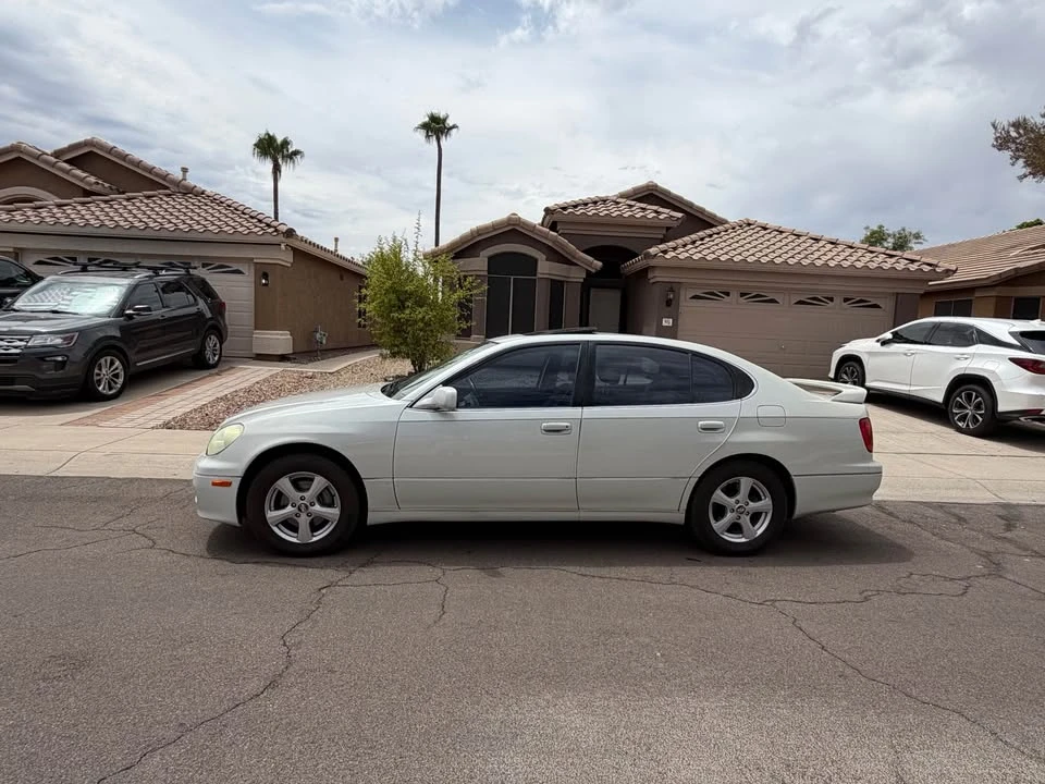 2003 Lexus GS 2nd Gen - Image 3 of 10
