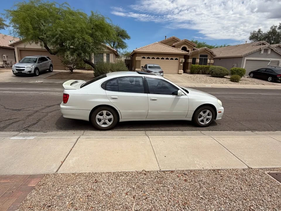2003 Lexus GS 2nd Gen - Image 2 of 10