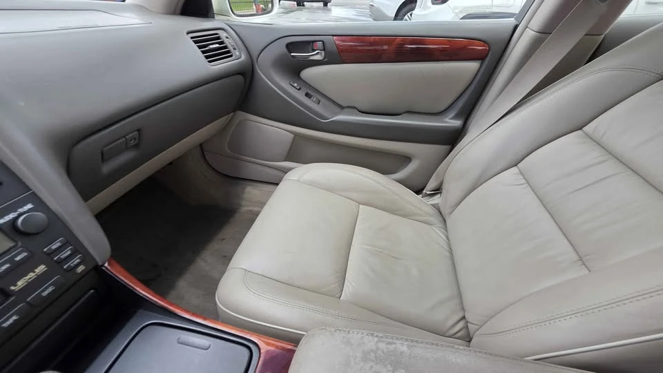 2003 Lexus GS 2nd Gen - Image 14 of 20