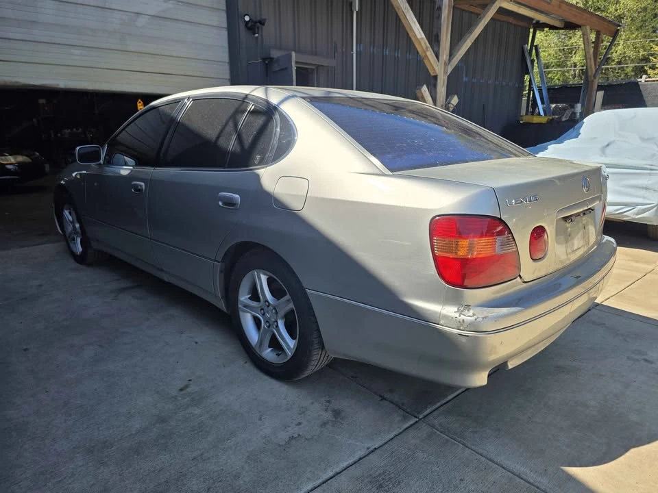 2003 Lexus GS 2nd Gen - Image 5 of 9