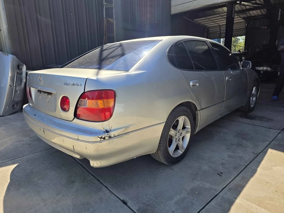 2003 Lexus GS 2nd Gen - Image 4 of 9