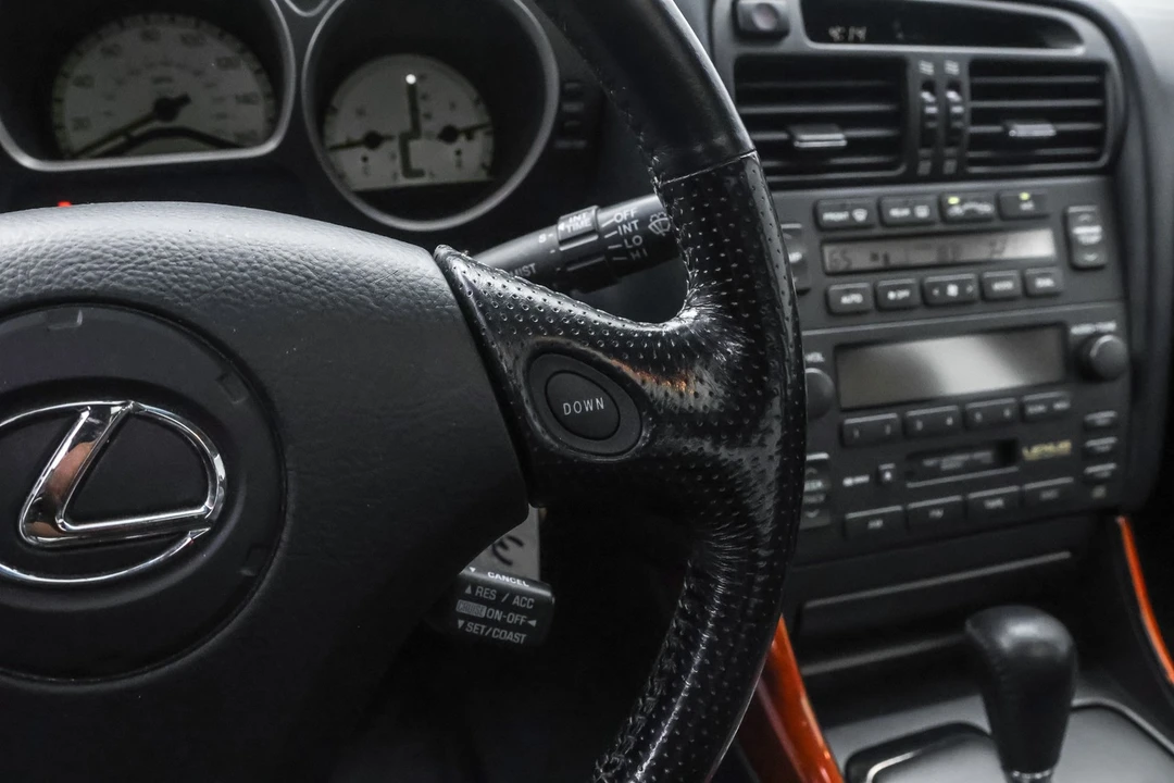 2003 Lexus GS 2nd Gen - Image 13 of 31